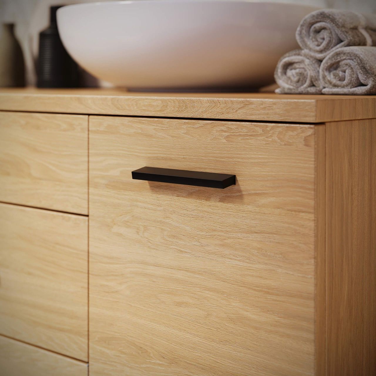 Cabinet Furniture Handle: Close-up Rendering