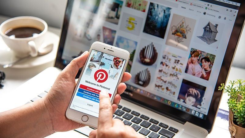 A Person Using Product 360 Videos for Pinterest Boards