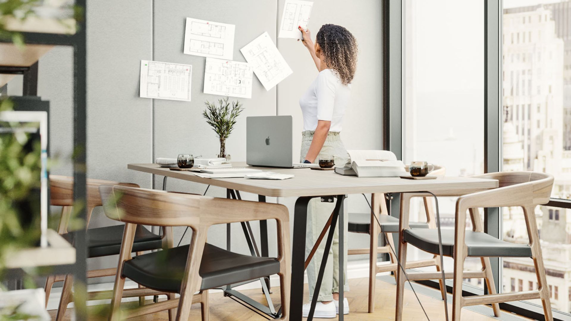 Improving Your E-Commerce Strategy with CGI