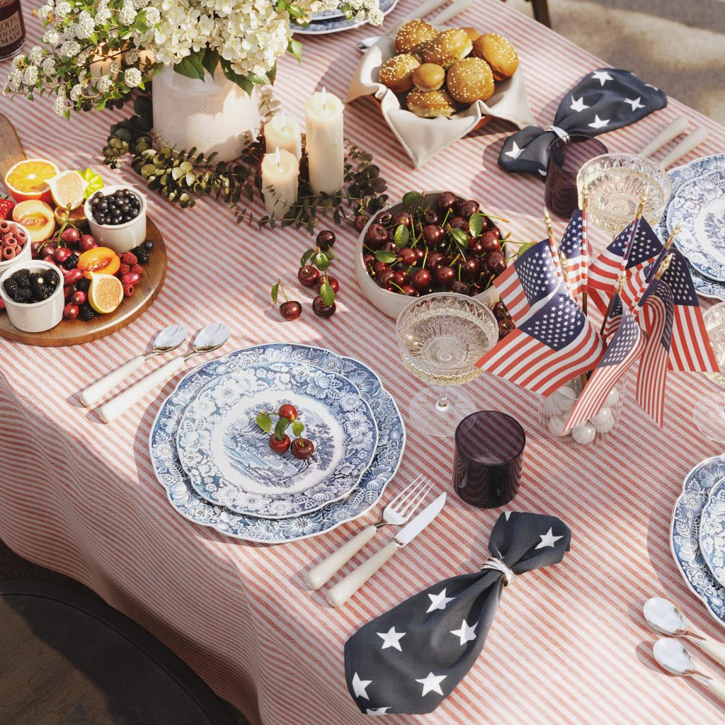 3D Lifestyle Visualization of a Festive Table Setting