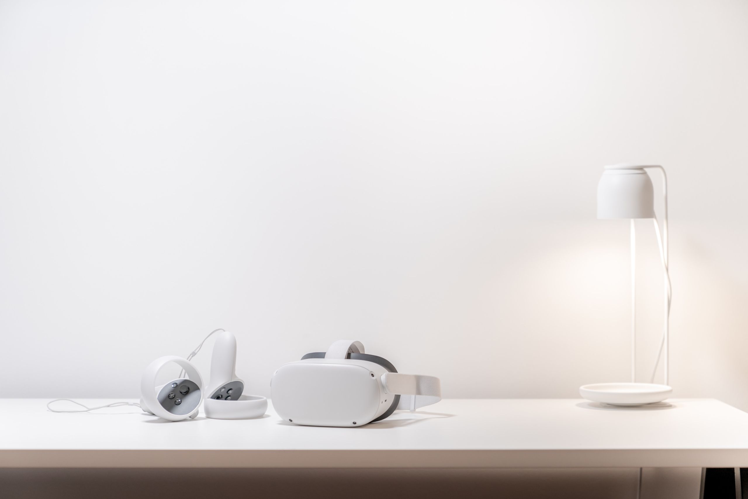 Augmented Reality vs VR: Accessibilities Differences