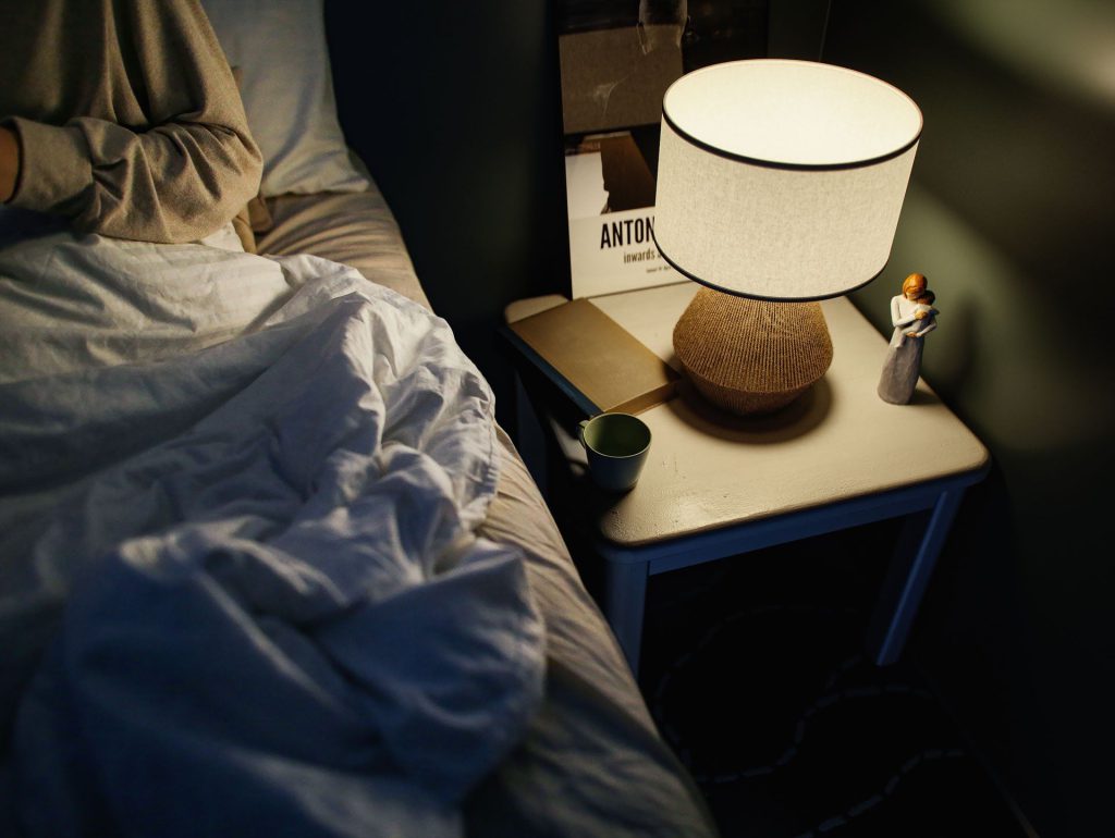 3D Interior Visualization of a Cozy Bedroom Scene