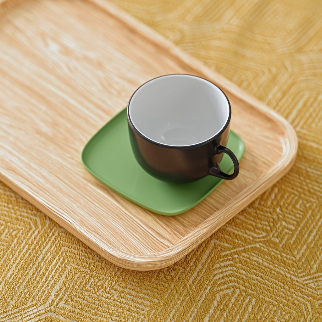 3D Product Rendering of a Cup on Wooden Tray